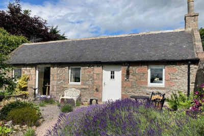 Acorn Bothy, Whitehouse, near Alford