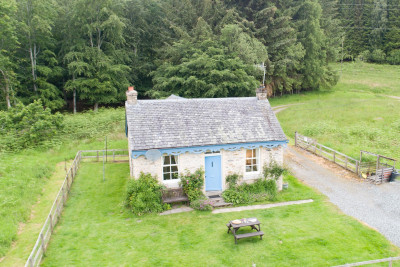 West Drumchastle Cottage, Dunalastair Estate, near Kinloch Rannoch