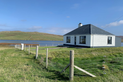 Gearraidh Hosta Cottage, Hosta, North Uist