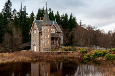 Gatelodge, Ardverikie Estate