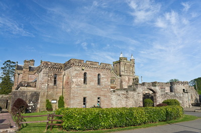 Annandale Way: Lockerbie to Hoddom Castle