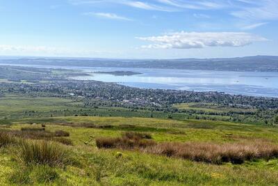 Tom na h-Airidh, Helensburgh