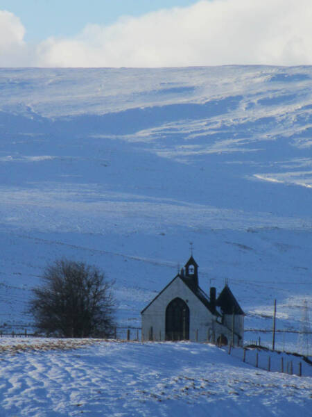amulree church (2)